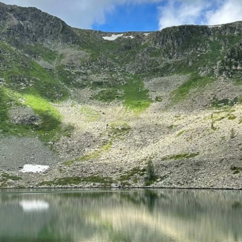 Вдохновение Алтая: ретрит в женской мини-группе с проживанием в уединённых домиках