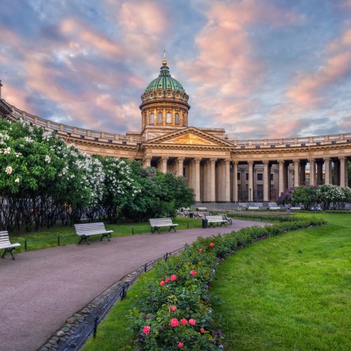 Три взгляда на город: неклассическая прогулка по Петербургу