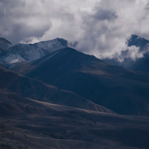 Топовые и необычные места Алтая в мини-группе: Чуйский тракт, озеро Джангыскёль и лёгкий треккинг