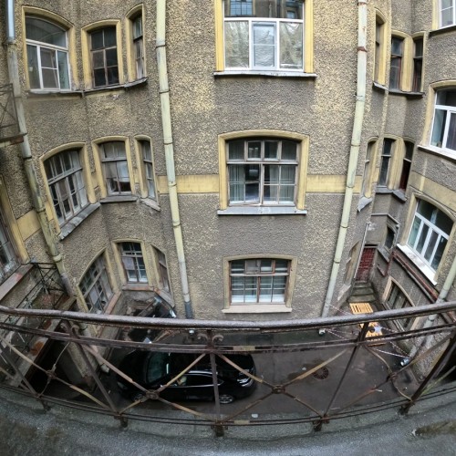 В гости к бабушке: экскурсия в старинную квартиру