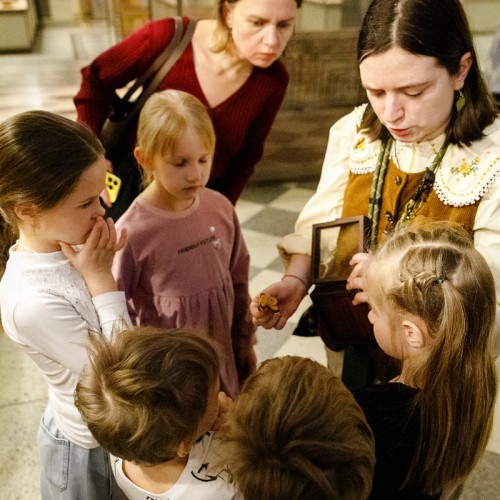 В Египетский зал Эрмитажа с энтомологом