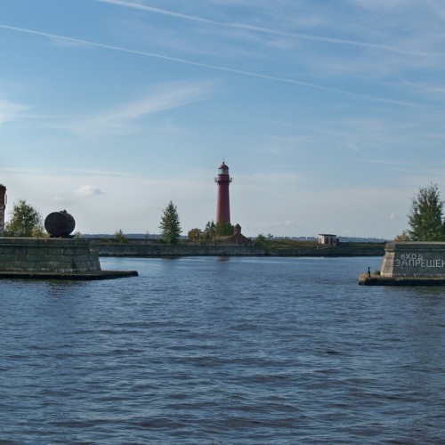 Морской Кронштадт: автобусная и теплоходная экскурсия