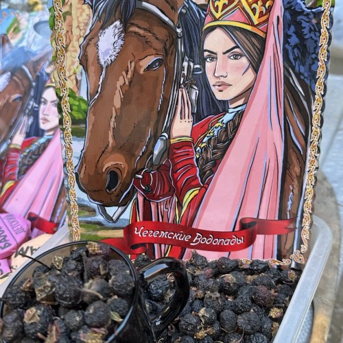 На Кавказ со вкусом и только в своей компании: национальные блюда в горах, Шато Эркен и конный клуб