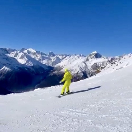 В Архыз и Домбай с комфортом: лыжи, квадроциклы, снегоходы и релакс в бане