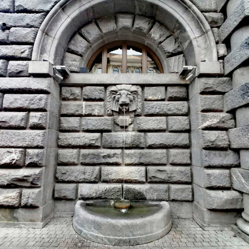 Мобильный квест в Петербурге «Бешеные деньги не знают покоя»