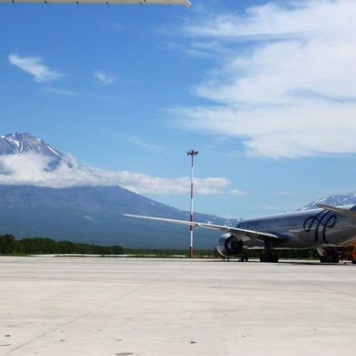 Большой поход с рюкзаками и палатками по Камчатке: вулканы, Тихий океан, термы и альпийские луга