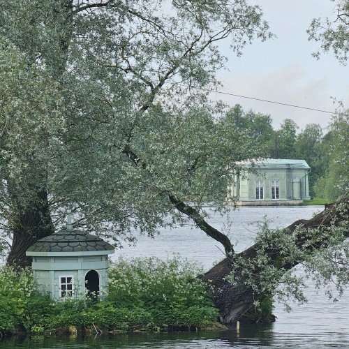 Гатчина: жизнь и любовь сквозь столетия