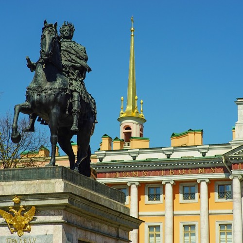 Детская экскурсия вокруг Михайловского замка