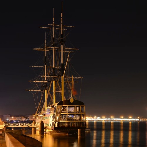 Ночной Петербург: автобусная экскурсия и теплоходная прогулка