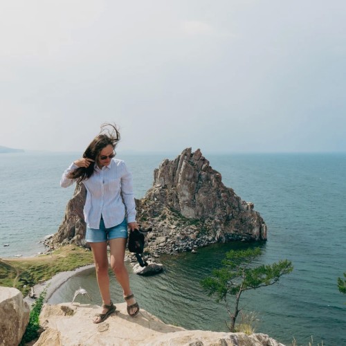 Тур на Байкал с фотографом: лучшие локации для снимков в Листвянке и бухте Песчаная