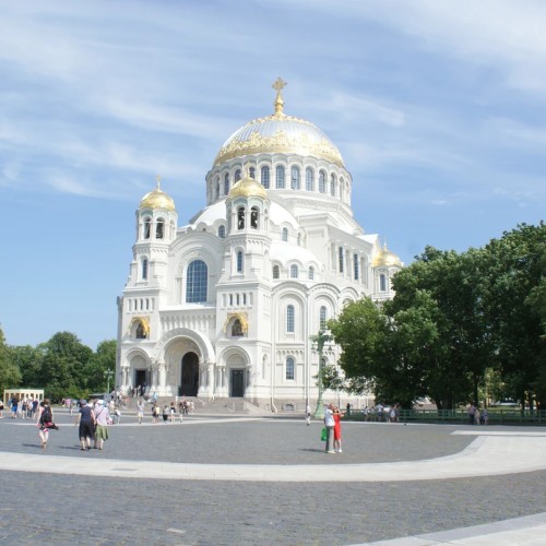 Групповая экскурсия в Ораниенбаум, Меншиковский дворец и Морской собор