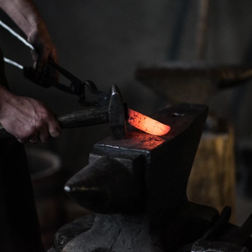 Экскурсия в ярославскую кузницу и мастер-класс 10+ (расширенная программа)