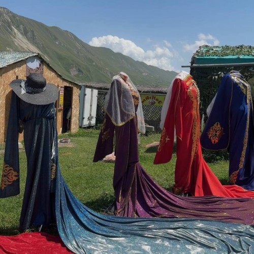 К плато Хунзах, водопадам Матлас и ущелью «Каменная чаша» — из Махачкалы