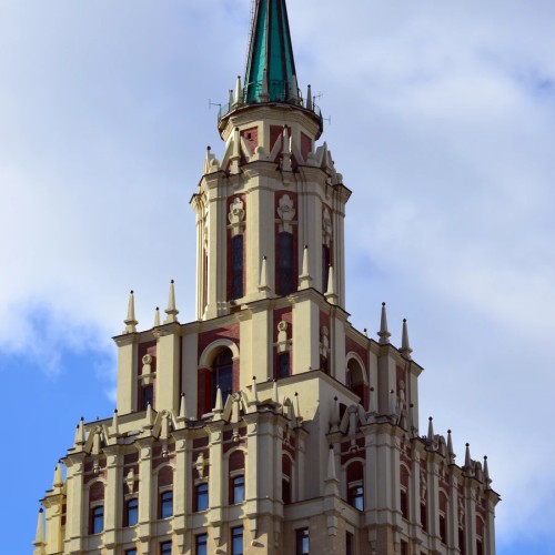 Высотки Москвы: от сталинских до современных