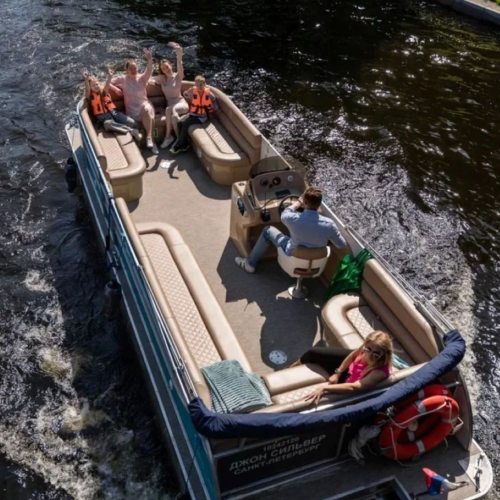 От Фонтанки до Петроградки на водном такси