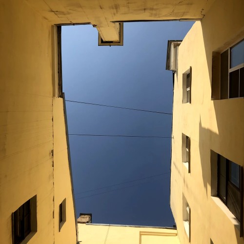 Фасады Пушкина, дворы Достоевского