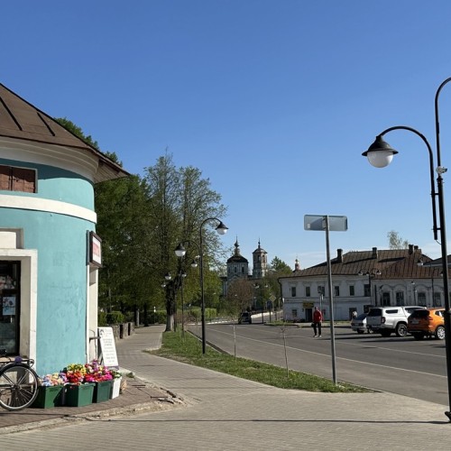 Из Москвы в Великие Луки на выходные с посещением усадеб и мини-концертом