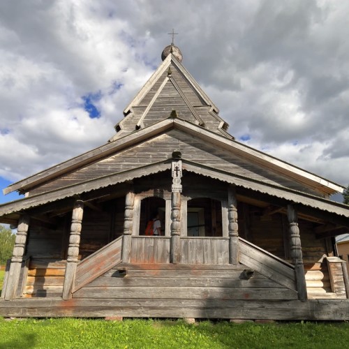 Из Петербурга по Деревянному кольцу Присвирья