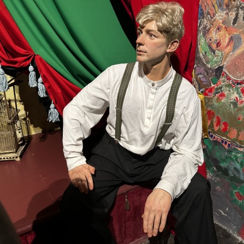 По инсталляции «Авторский стиль» в Петербурге — в мир учёных и творцов