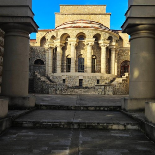 Индивидуальная поездка на Кавказ: экскурсия по городу КМВ на выбор и горы Архыза