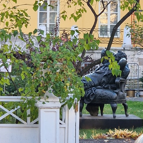 Парадная Пречистенка
