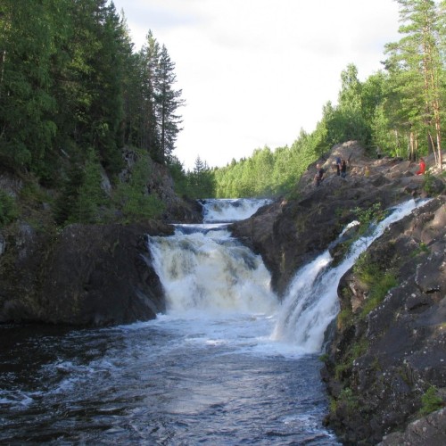 Из Санкт-Петербурга в Карелию: «Рускеала», остров Валаам, добыча минералов и прогулка на сапах