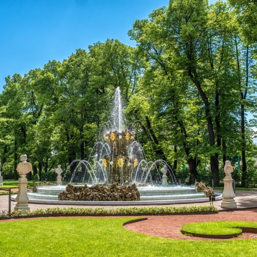 История и секреты петербуржских садов