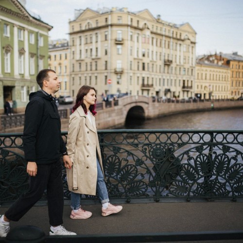 Экспресс-фотопрогулка по Дворцовой площади и окрестностям