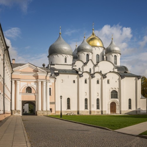 Знакомство с землёй Русской: в Старую Руссу, Великий Новгород и по местам Достоевского на минивэне