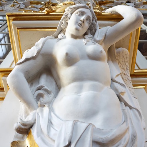 Семейная экскурсия по Эрмитажу «В гости к императорам»