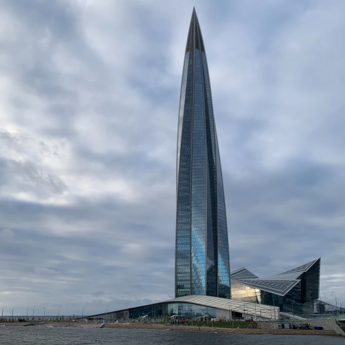 «Лахта-центр» и Кронштадт — из Петербурга