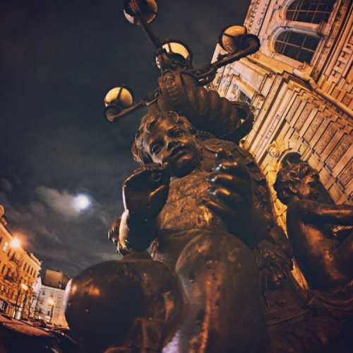 Огни вечернего Петербурга: подсветка как произведение искусства