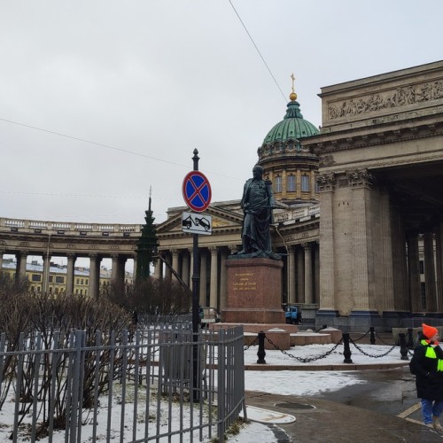 Мобильный квест по центру Петербурга «Тайна императорского мундира» (16+)