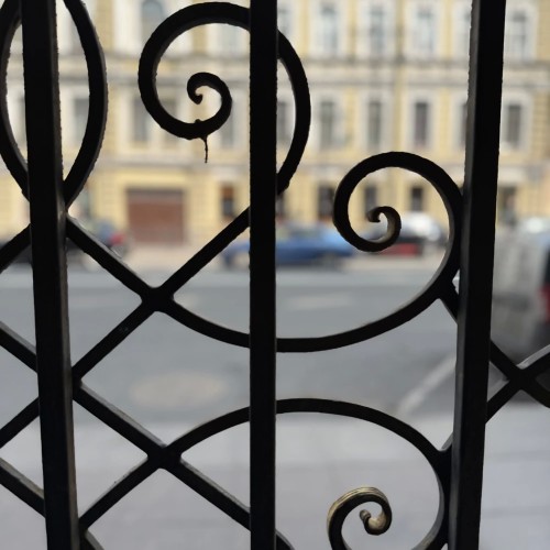 За угол от Невского проспекта: экскурсия по проходным дворам