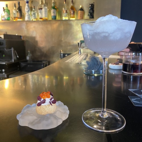 Мастер-класс по приготовлению коктейлей в закрытом баре Петербурга