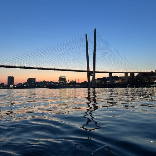 Море, закат, Владивосток. Вечерняя экскурсия на катере