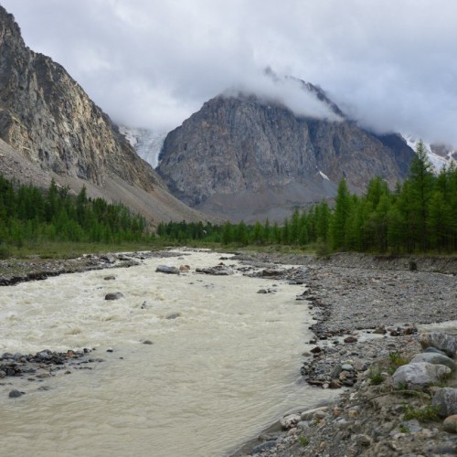 История и места силы: автотрип на Алтай