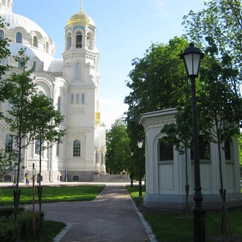 Понять величие Кронштадта