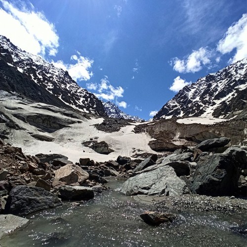 Треккинг в Цейском ущелье налегке с проживанием в гостинице (всё включено)