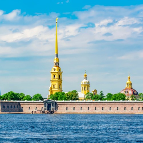 По рекам и каналам Санкт-Петербурга на катере с караоке