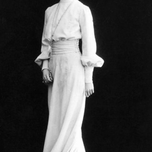 Дома и женские истории Петербурга