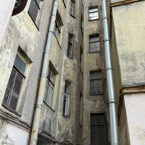 За угол от Невского проспекта: экскурсия по проходным дворам