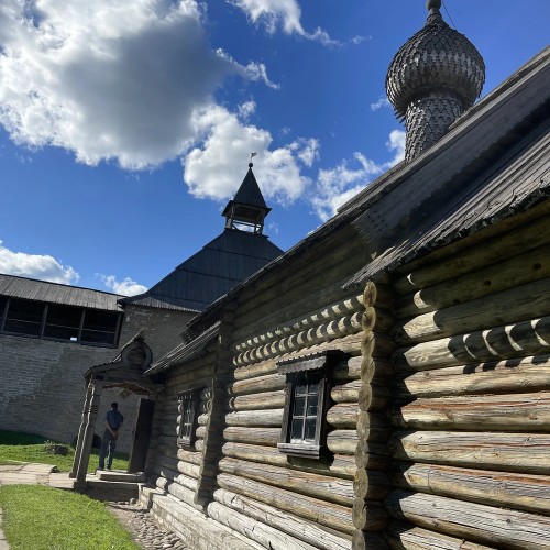 Из Санкт-Петербурга — в Старую Ладогу и монастырь Александра Свирского