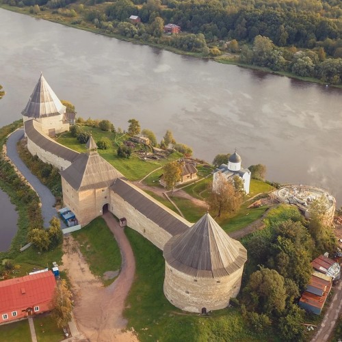 Из Петербурга в Старую Ладогу на автобусе