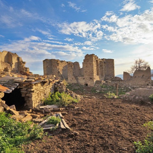 Выше облаков на 3760 метров на гору Шалбуздаг: треккинг налегке с проживанием в гостинице