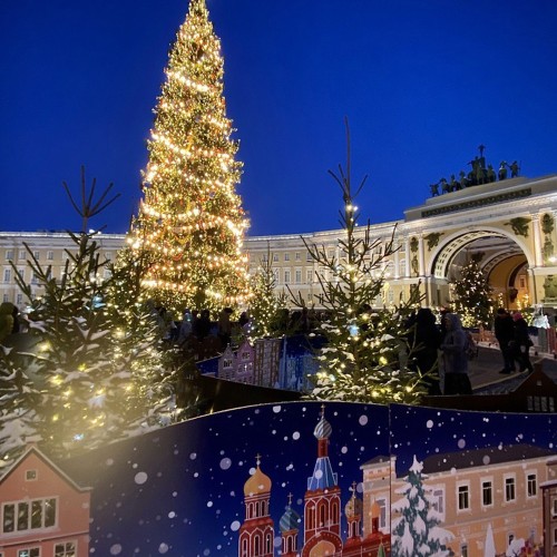 Прогулка с петербурженкой