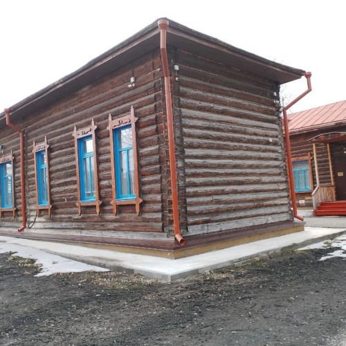 Из Горно-Алтайска — в посёлки Сростки и Верх-Обский