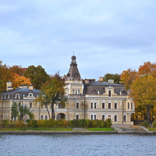 Особняки и дачи Каменного острова