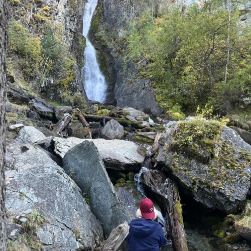 Хайкинг по главным местам Алтая: горы, озёра и водопады