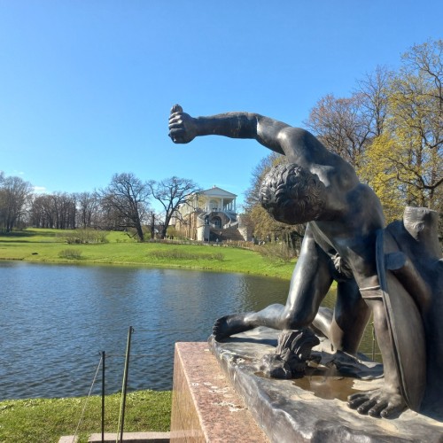 Из Петербурга — в Екатерининский парк